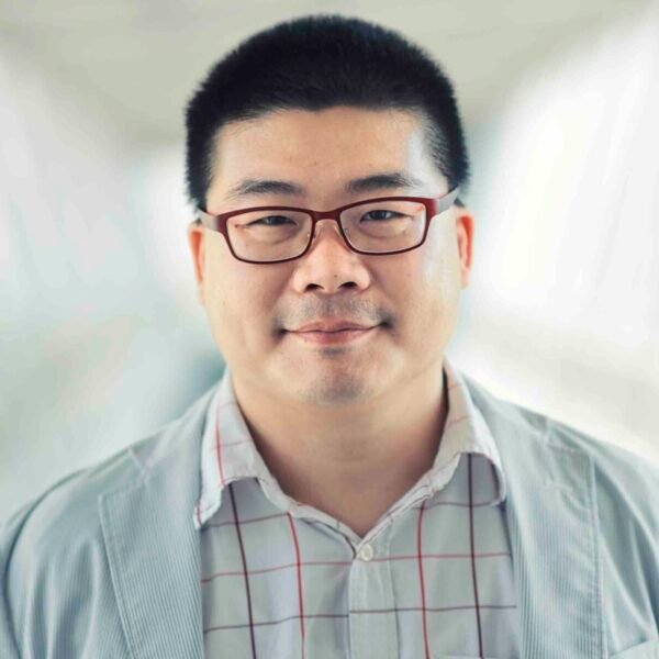 DR. CHONG JA IAN
